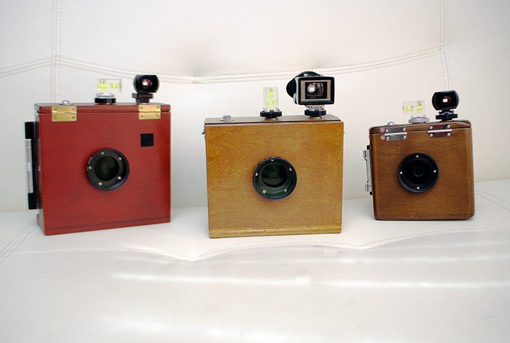 左からピンホールカメラ2号、ピンホールカメラ1号、ピンホールカメラ3号