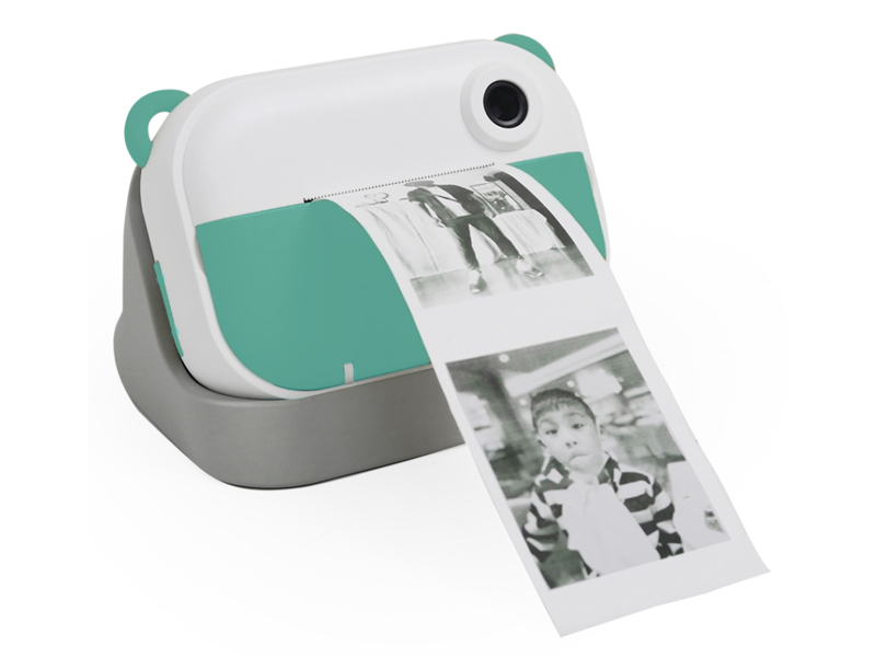 ティールグリーン