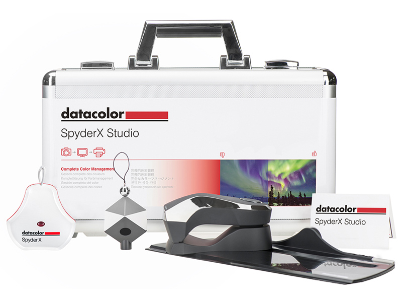 対象製品のひとつ「SpyderX Studio」