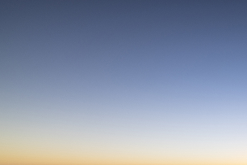 画像の左上部分を拡大してもケラレは見られない