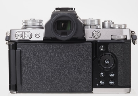 Nikon F シルバー　前期　658万番台　動作良好 新品)Nikon (ニコン) Z fc ボディ シルバー（商品ID：4960759906311