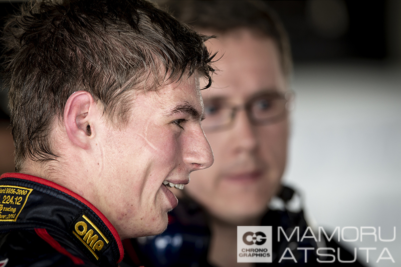 EOS-1D X　EF400mm F2.8L IS II USM（F4・1/125秒）ISO 400