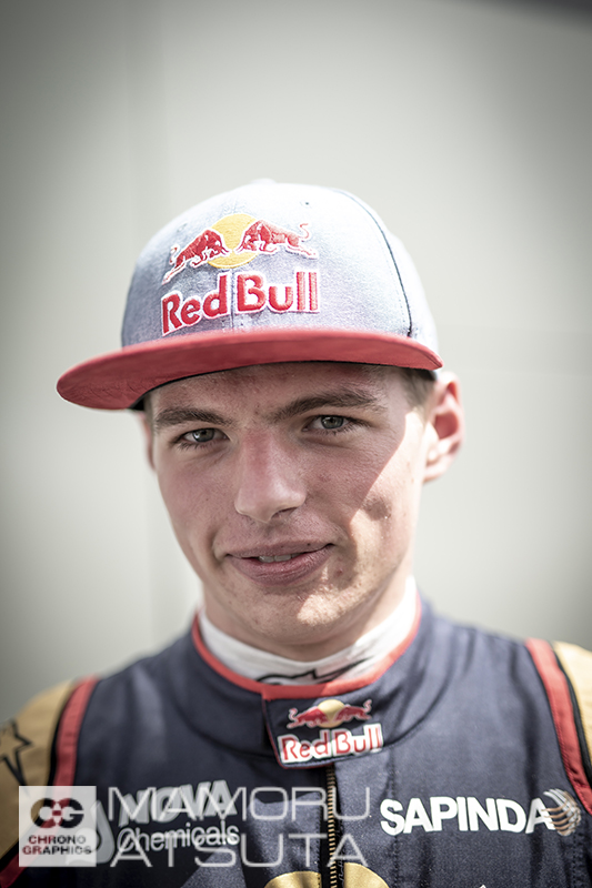 EOS-1D X　EF50mm F1.2L USM（F1.4・1/3,200秒）ISO 100