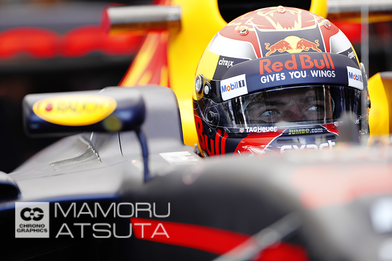 EOS-1D X　EF400mm F2.8L IS II USM（F2.8・1/320秒）ISO 500