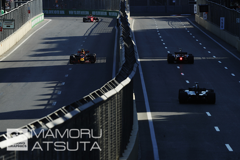 EOS-1D X　EF400mm F2.8L IS II USM（F6.3・1/1,000秒）ISO 200