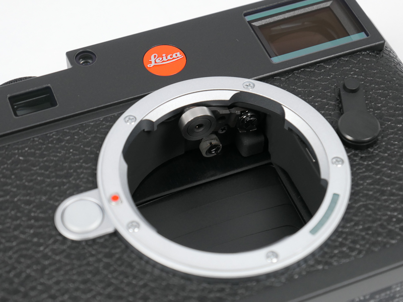 距離計のコロなどには違いが見られない