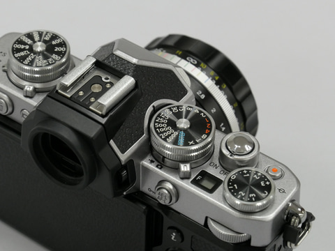 フォクトレンダーNOKTON D35mm F1.2 APS-Cニコン Zマウント NOKTON D35mm F1.2 ニコンZマウント実写レビュー！ ニジミを残した後