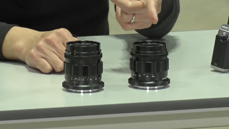 APO-LANTHAR 50mm F2 Aspherical（右）とのサイズ比較