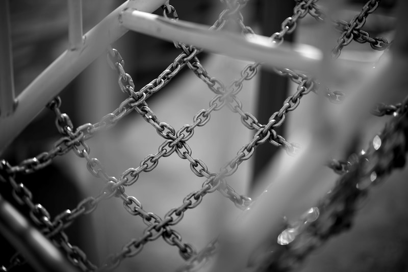 モノクロの階調再現をみてみました。金属の質感描写もとてもいいですね。前ボケにもクセがありません。開放絞りでも問題はないですが、徹底してシャープに見せるには一段ほど絞り込めば大丈夫だと思います。<br>M10-P　NOKTON 50mm F1 Aspherical VM（F1・1/4,000秒）ISO 100