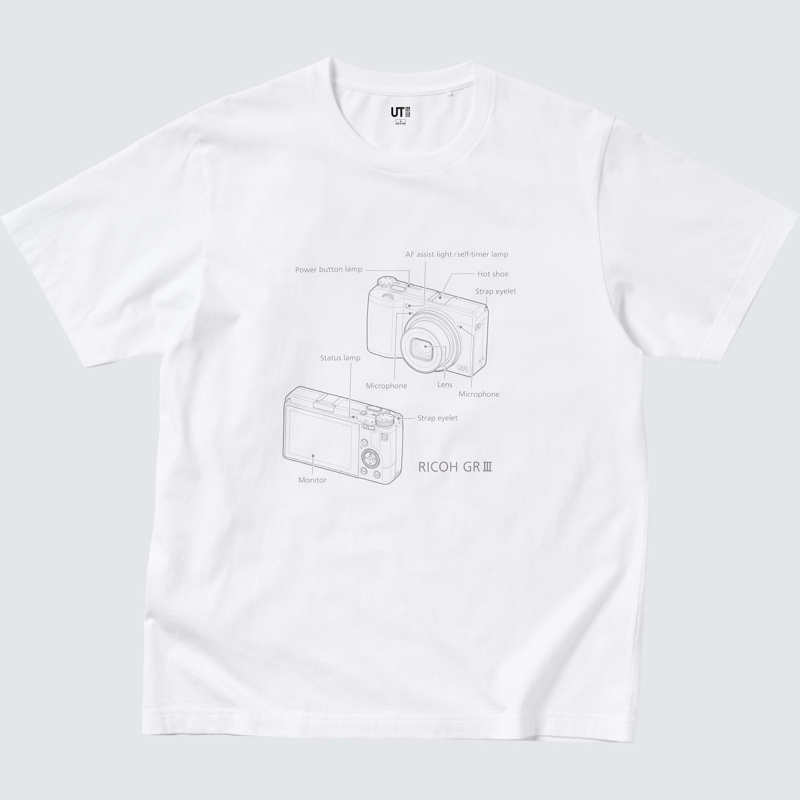 商品番号449516。RICOH GR IIIの操作部解説をデザイン。背中にはGRの哲学