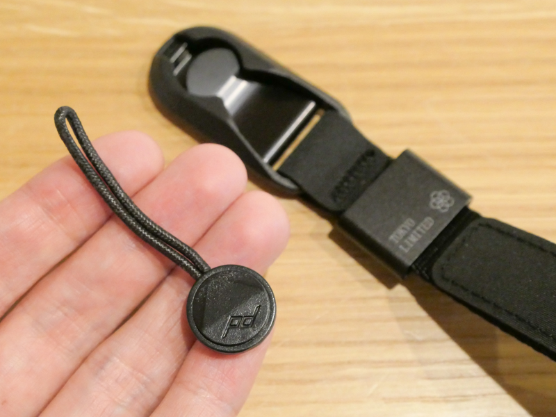 付属のアンカーもオールブラックタイプ