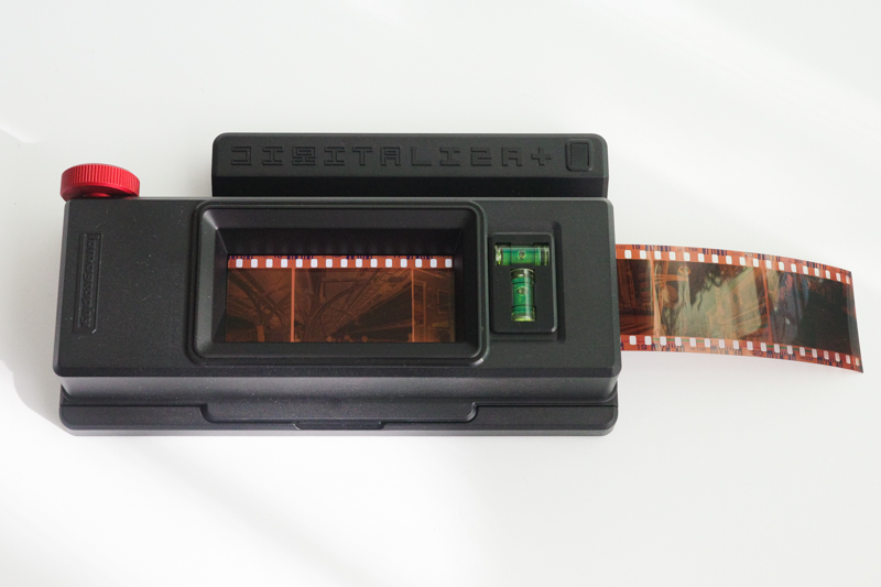 スキャンに必要な要素のみで構成されたDigitaLIZA+本体