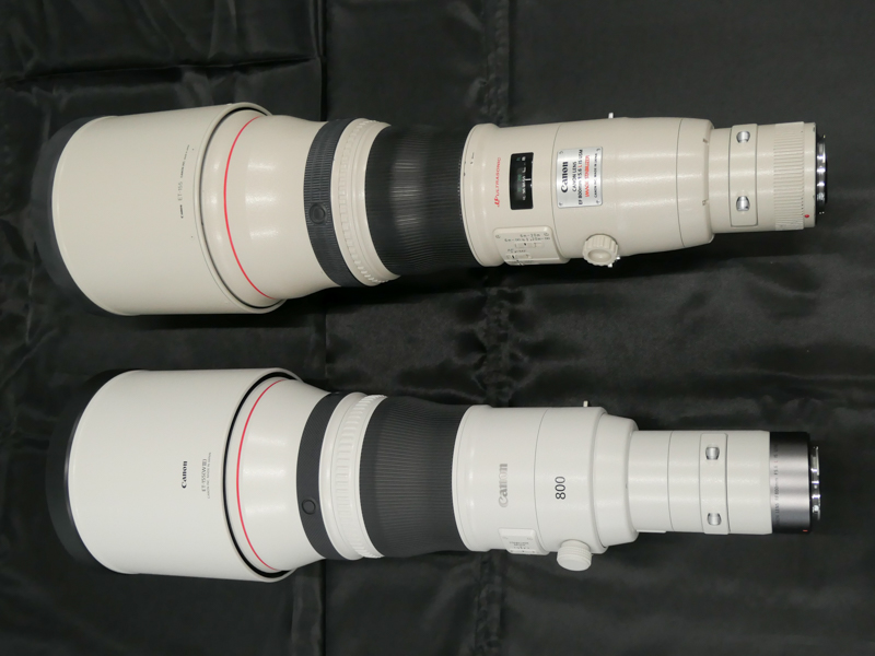 上：EF800mm F5.6L IS USM<br>下：RF800mm F5.6 L IS USM