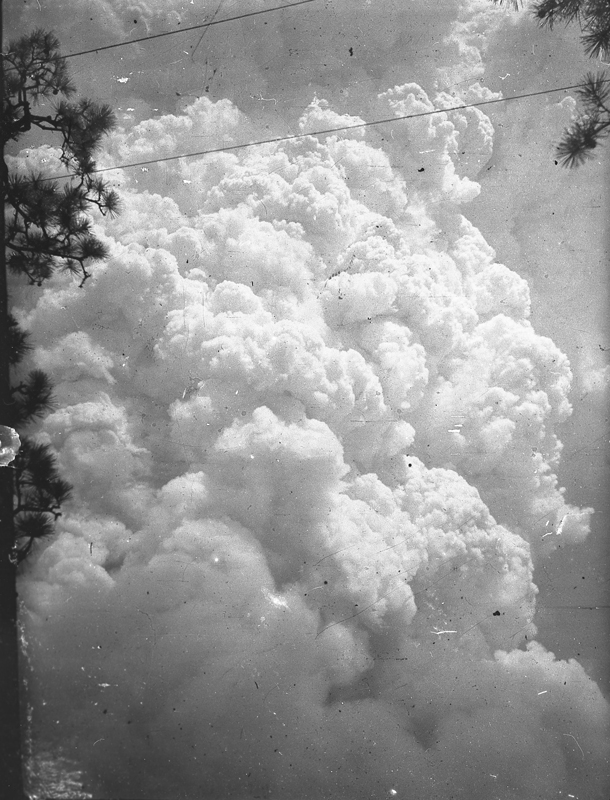 撮影：深田敏夫（提供：広島平和記念資料館）