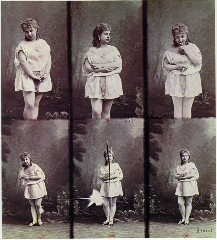 19世紀半ば、ディスデリという写真師は、複数のレンズを備えたカメラで、1枚の大型（約22×17cm）の感光板に12枚の「カルト・ド・ヴィジット」サイズのポートレートを撮影するサービスで有名になった。（写真は「ライフ写真講座　カメラ」タイムライフ インターナショナル刊より）