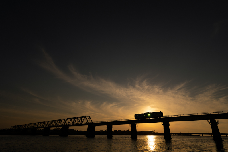 ソニーα1　FE 16-35mm F2.8 GM（23mm） 絞り優先オート（F8、1/6,400秒）ISO 400　WB：日陰