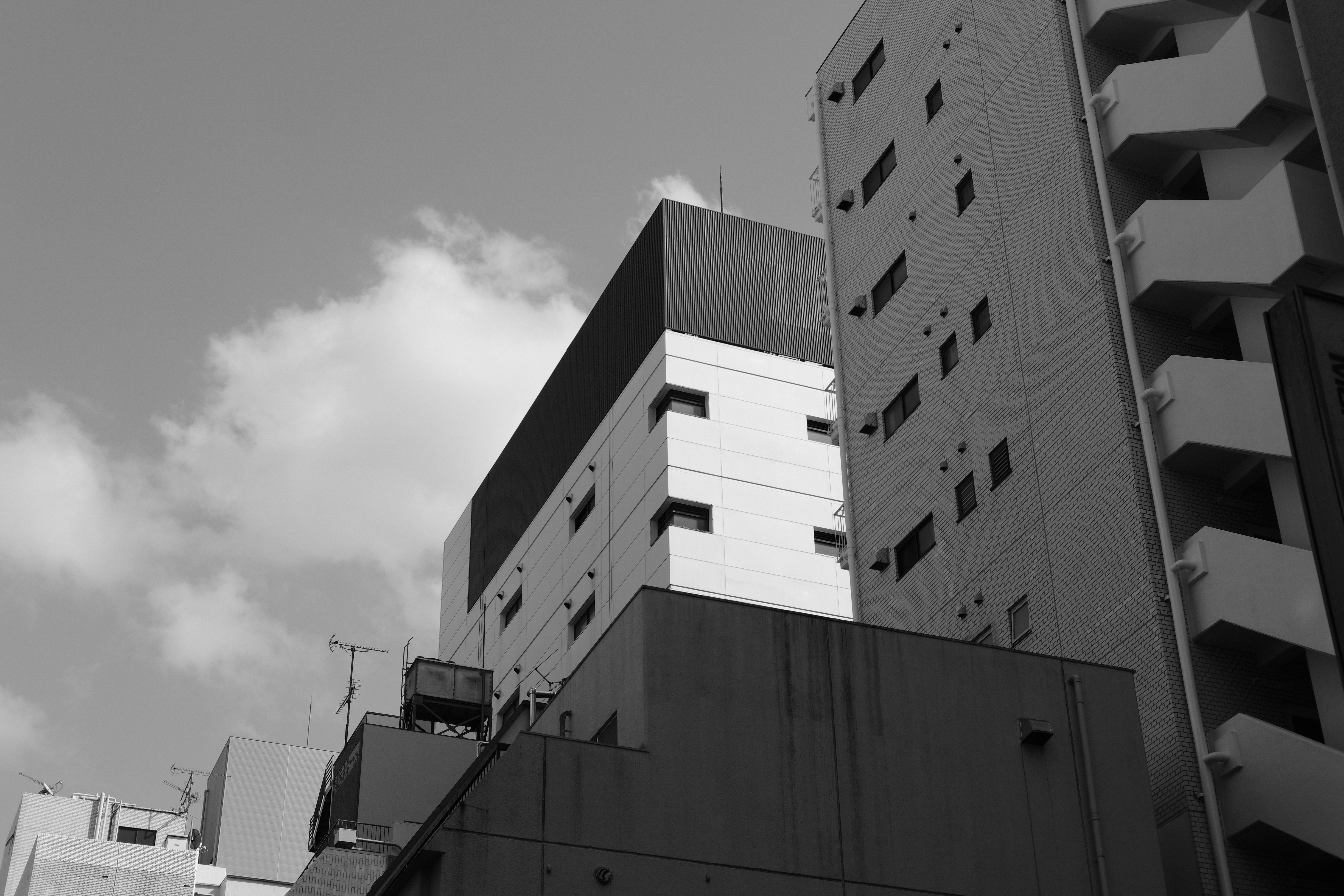 FUJIFILM X RAW STUDIOで「ACROS」に設定。