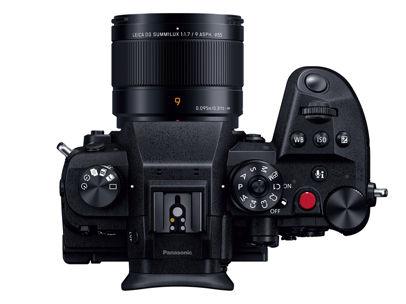 LUMIX GH6と組み合わせた様子