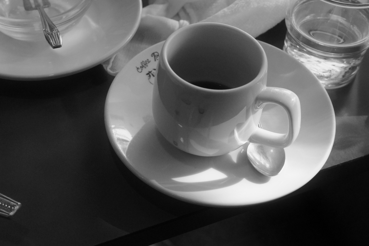 U2。強いハイライトを入れて撮ると、さらにこのトーンの魅力が感じられて美しさが引き出される