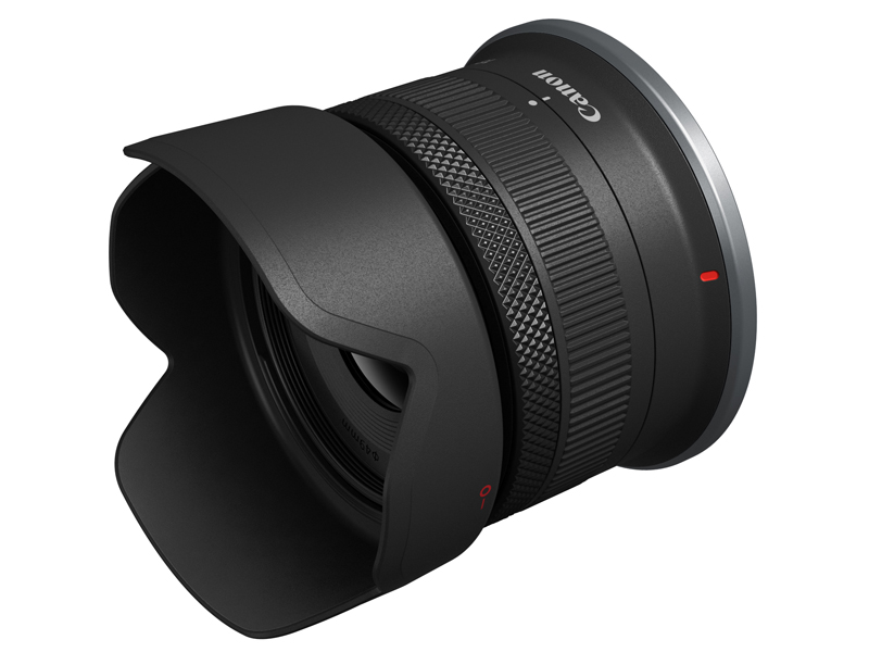 レンズフード（別売）を装着した様子