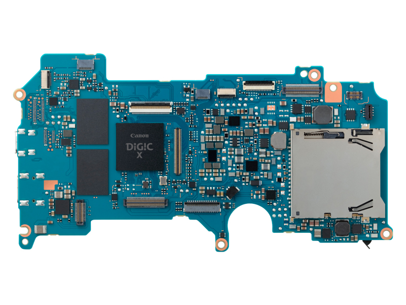 映像エンジンはDIGIC X