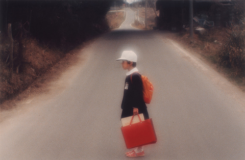 植田正治写真展：べス単写真帖 白い風 - デジカメ Watch