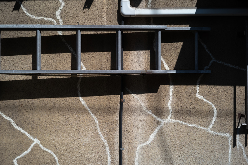 レンズレビューを長いことやっていますと、絞りを絞ってしまうとなんでも同じと書いちゃうことがあるのですが、ゾナーは他のレンズと違う感じがします。いずれの絞りでも、少しゾリゾリとするような線の再現で興味深いものがありますね。<br>M10-P　C Sonnar T*1,5/50 ZM（F8・1/1,000秒）ISO 400