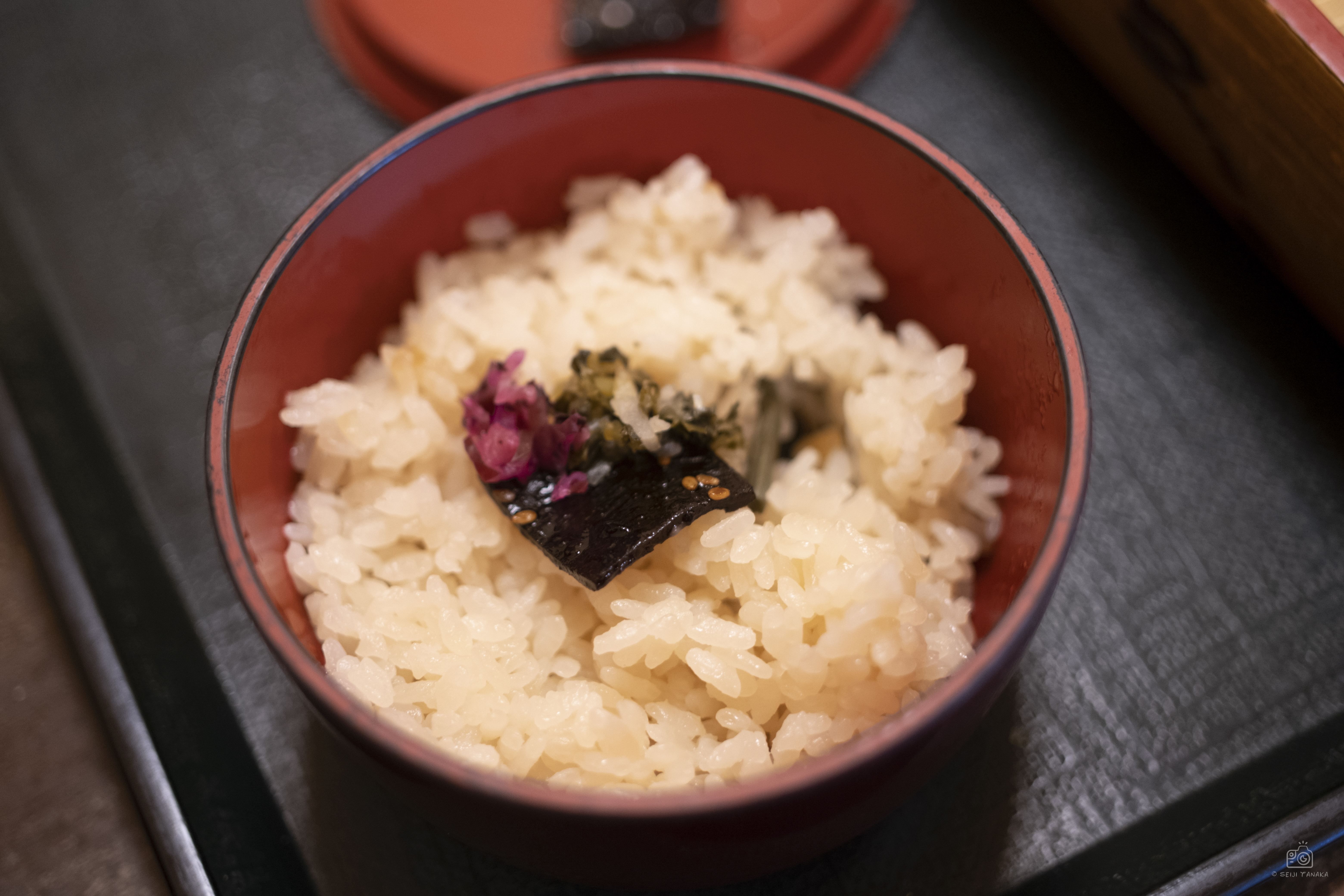 X-T4／絞り優先AE（1/10秒・F1.8・+0.3EV）／ISO 800