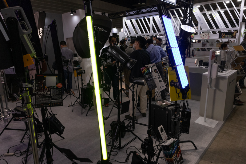 左がTL120。右は従来品の60cmタイプ