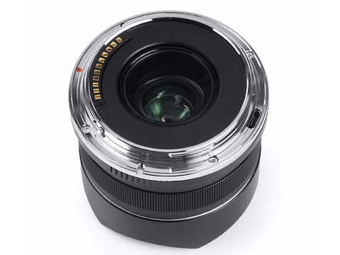 AF対応のニコンZ用レンズ「TTArtisan AF 32mm F/2.8」。2.5万円