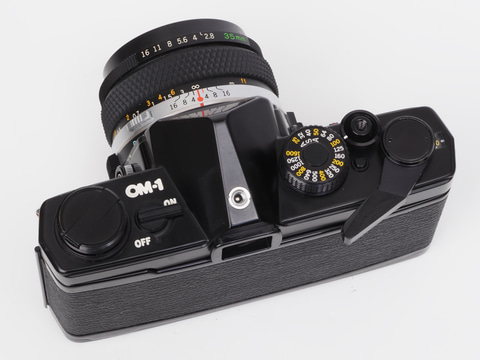 赤城耕一の「アカギカメラ」 第52回：これぞ、“シン・OM-1”と呼ぼう