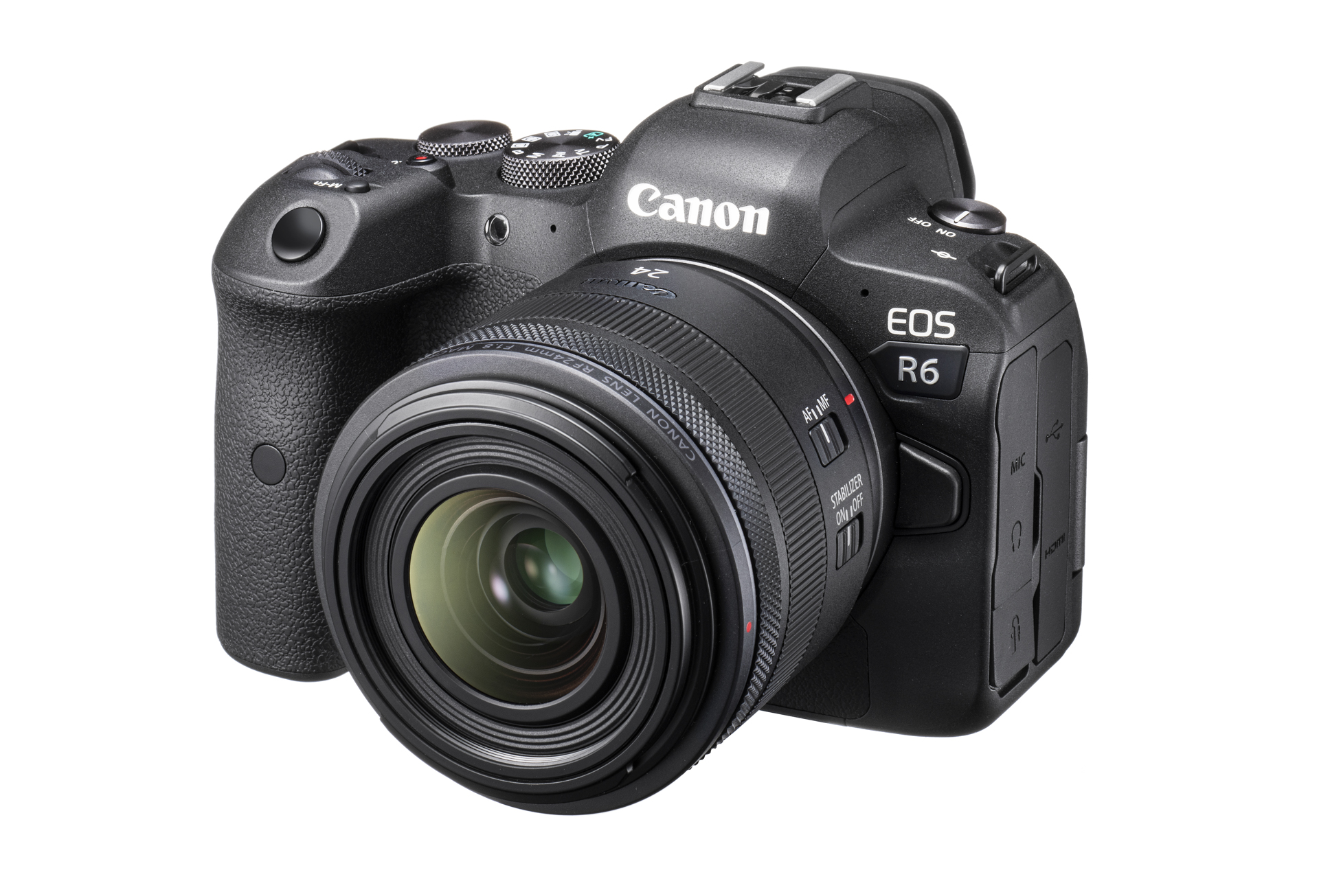 軽量なレンズは、EOS R6と組み合わせても約950g。旅の間ずっとカメラを提げていても負担にならないサイズなので、チャンスがあればすぐに撮影に移ることができる。