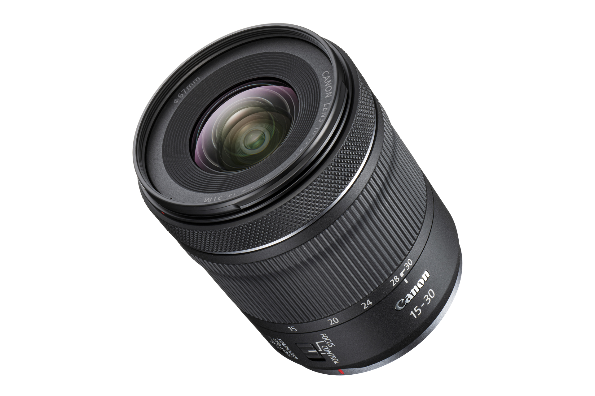 EOS R7に付けると24～48mm相当の軽量な広角～標準ズームになり、鉄道と風景を絡めるときに使いやすい。このレンズと望遠ズームを手に入れれば、かなりの広範囲をカバーできる。キヤノンオンラインショップ価格：8万5,800円前後（2022年8月26日発売予定）