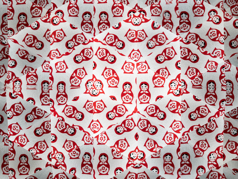 デジカメ用の大きなミラーで撮影。三角形が大きいので、より広い範囲が写る