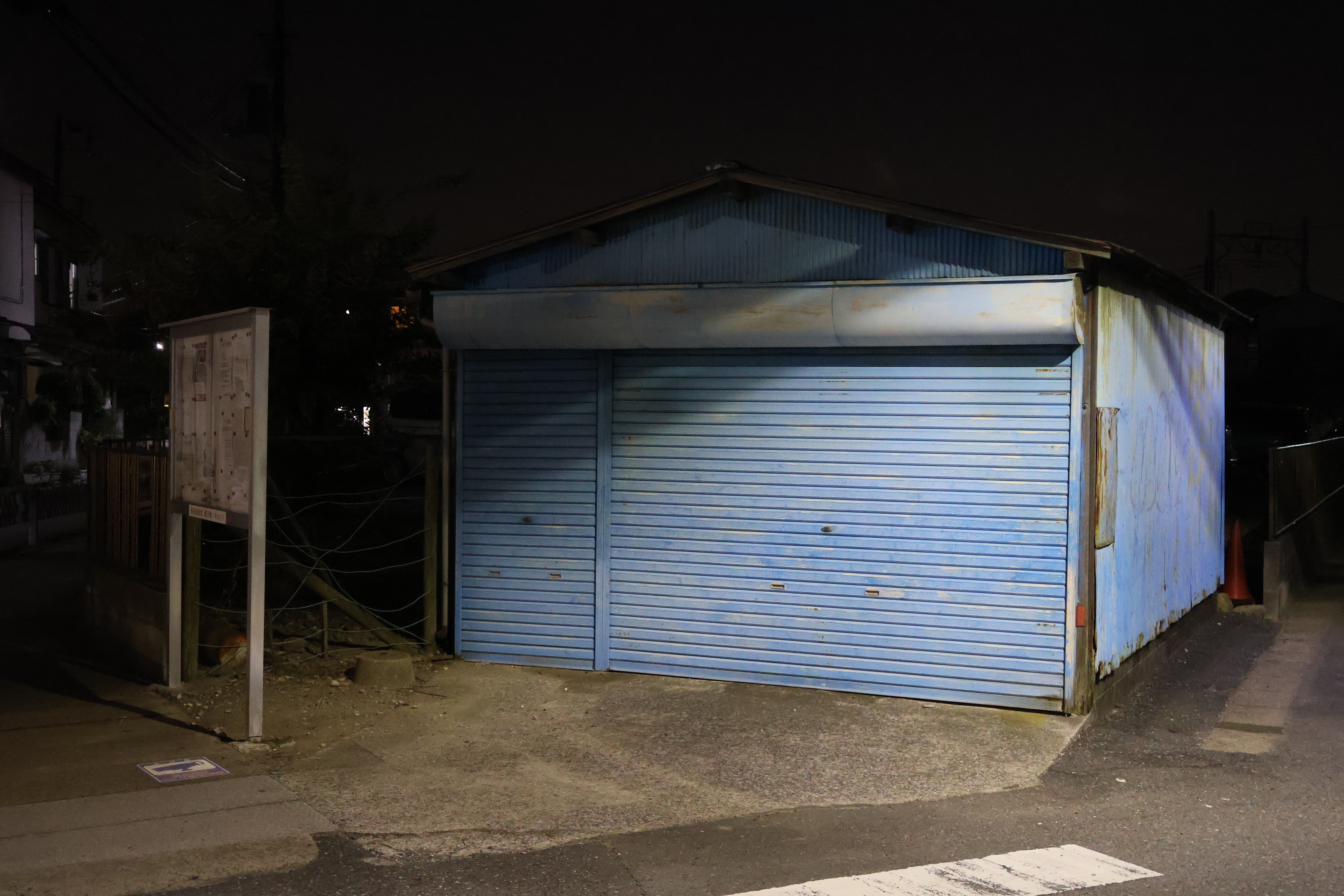 EOS R10　RF-S18-45mm F4.5-6.3 IS STM（27mm・F5・1/25秒）ISO 6400