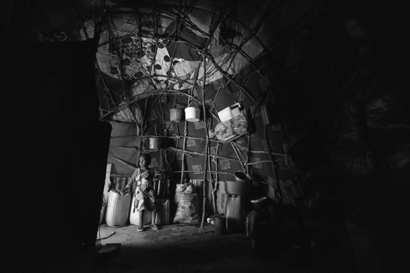 未承認国家ソマリランドの難民キャンプの家の中