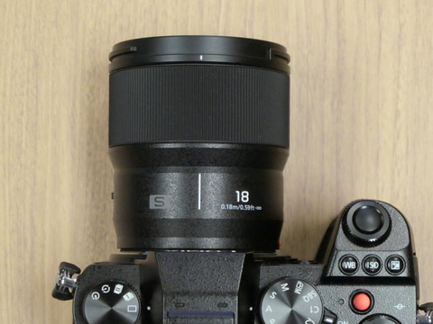パナソニック、Lマウント超広角レンズ「LUMIX S 18mm F1.8」。12万円