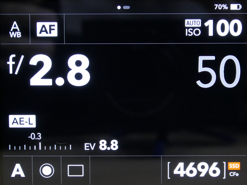情報表示の画面。各パラメーターをタッチすると変更できる