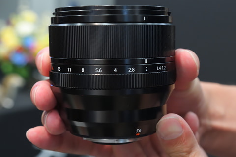 写真で見る 富士フイルムの“高画素フラッグシップ”「FUJIFILM X-H2