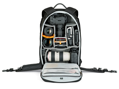 Lowepro、前・後・両脇の4方向アクセスが可能な「プロタクティックGRL