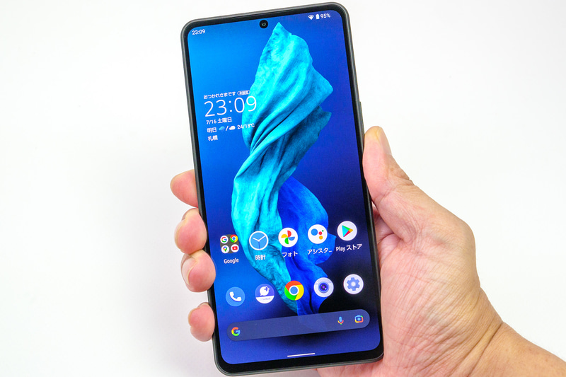 シャープの1型センサー搭載スマートフォン「AQUOS R7」