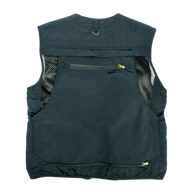 背中部の表地は取り外して収納が可能