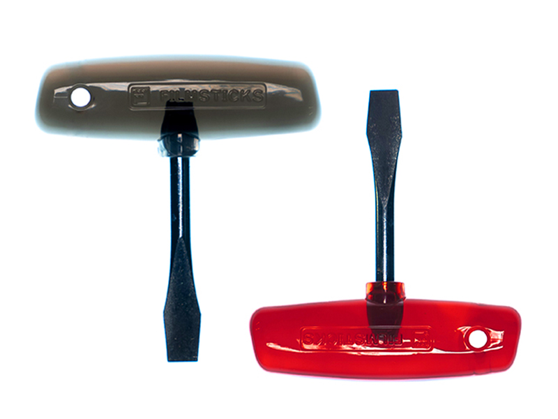 左からブラック、レッド