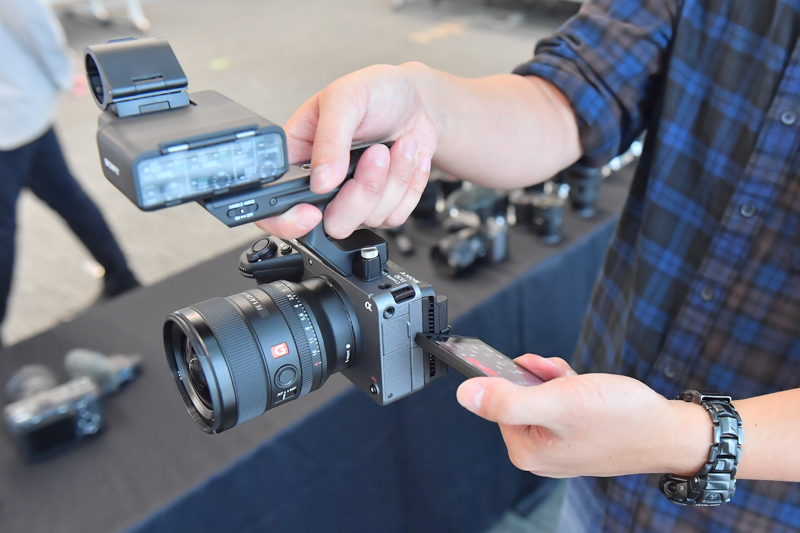 手で持った様子