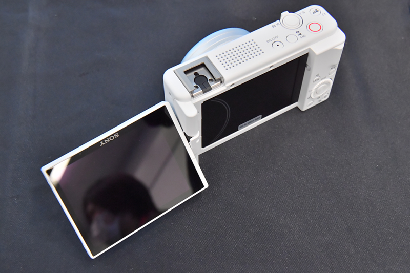 画面には各種アイコンが並ぶ