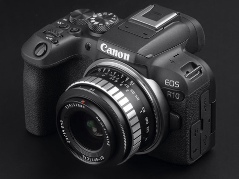 TTArtisan、APS-C用MF単焦点「23mm f/1.4 C ブラック×シルバー」に
