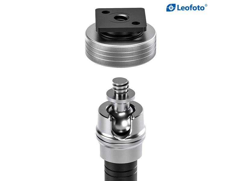 AM-6/AM-5の2モデルは、アクセサリーシュー対応パーツが付属する