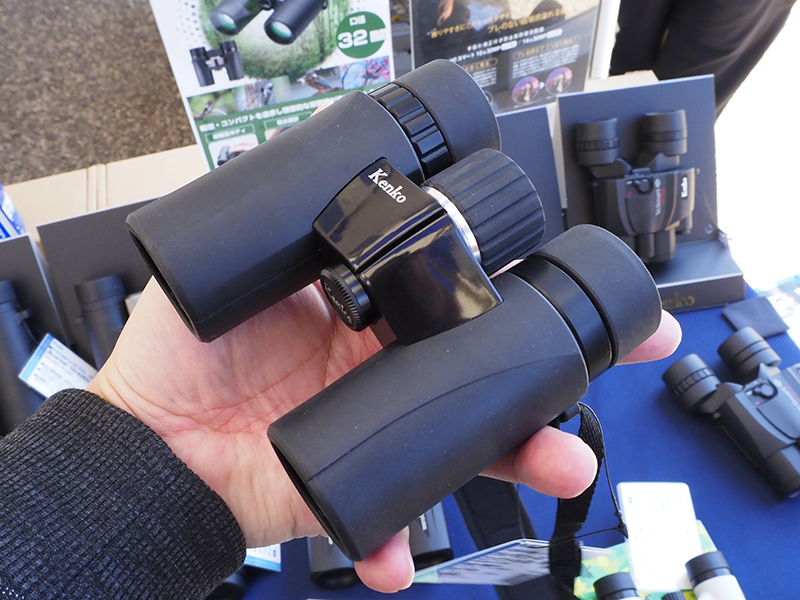 大口径双眼鏡「ウルトラビューEXコンパクト 8×32」