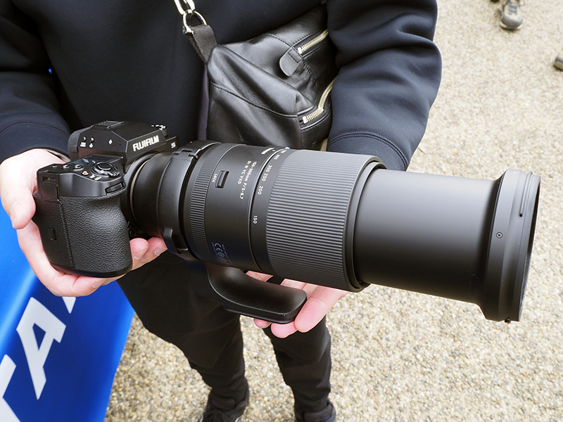 Xマウントの150-500mm F/5-6.7 Di III VC VXD