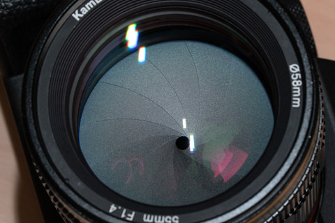 交換レンズSHOW CASE】KamLan 55mm F1.4 - デジカメ Watch